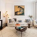Beautiful And Stylish 5br In The Heart Of Chiado Appartement *