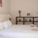 Διαμέρισμα Beautiful And Stylish 5br In The Heart Of Chiado
