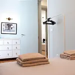 Beautiful And Stylish 5br In The Heart Of Chiado Διαμέρισμα Lisboa