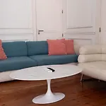 Beautiful And Stylish 5br In The Heart Of Chiado Διαμέρισμα Lisboa