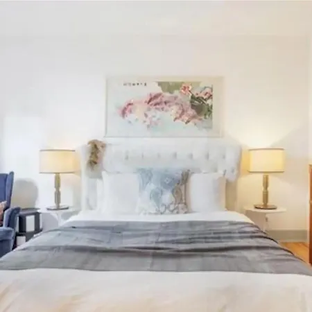 Lejlighed Beautiful And Stylish 5br In The Heart Of Chiado Lisboa