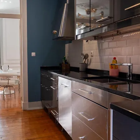Beautiful And Stylish 5br In The Heart Of Chiado Appartement Lisboa
