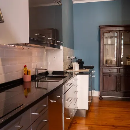 Beautiful And Stylish 5br In The Heart Of Chiado * Lisboa