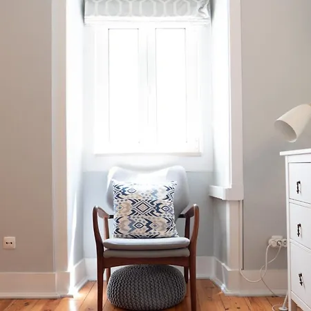 Beautiful And Stylish 5br In The Heart Of Chiado Διαμέρισμα