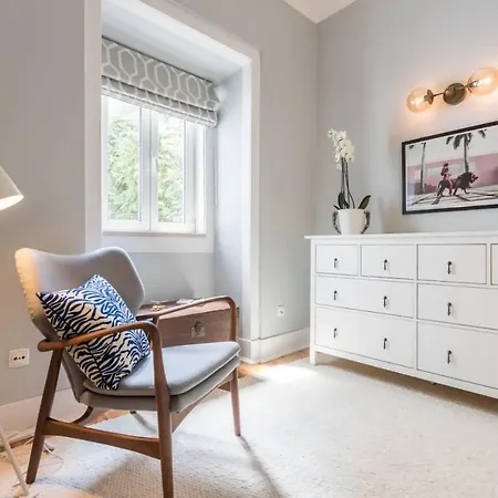 Beautiful And Stylish 5br In The Heart Of Chiado * Lissabon